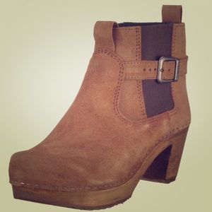 Sanita Peggy Sue Wooden Clog Boots